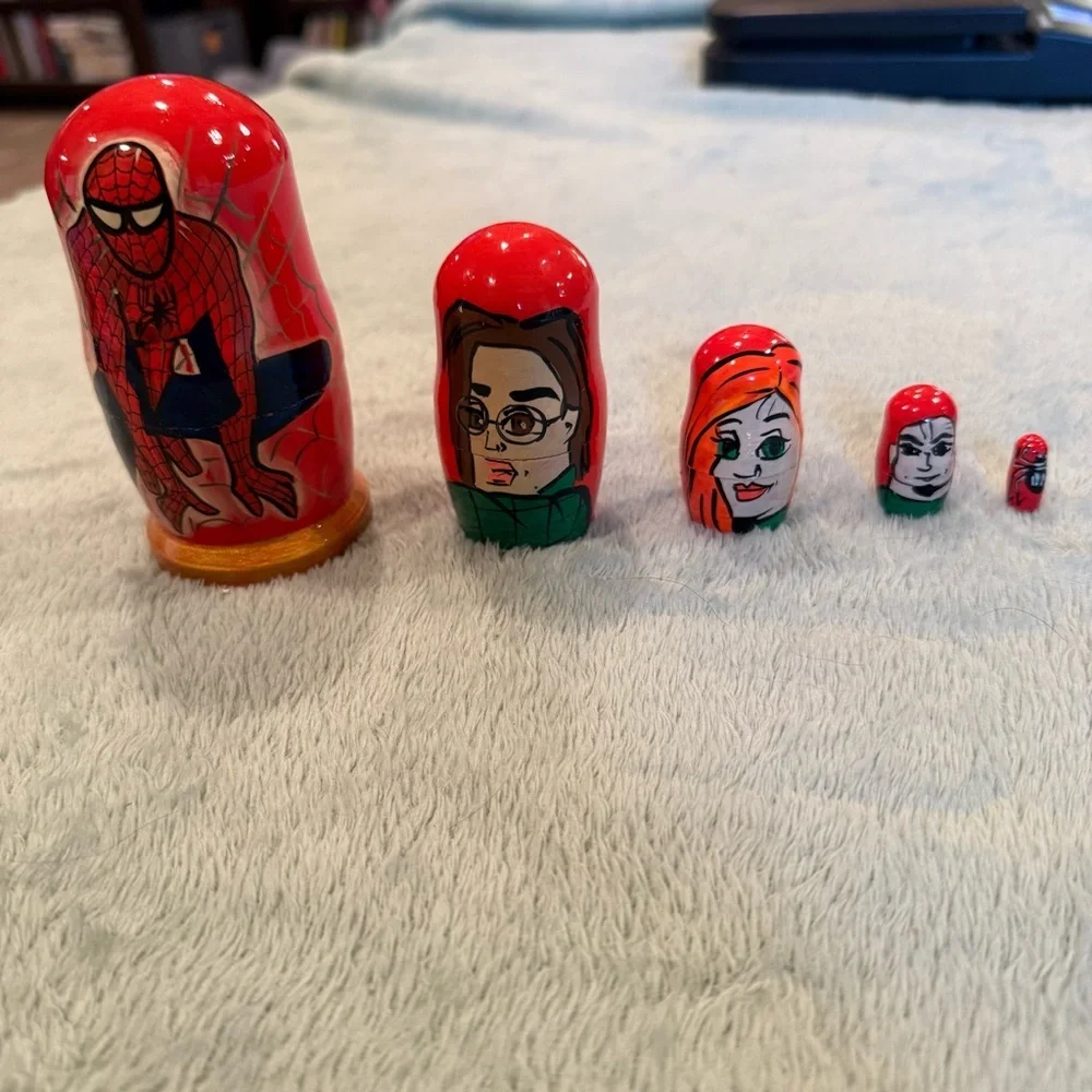 Spider-Man Russian Nesting Dolls 5pc Wooden Matryoshka Superhero Set